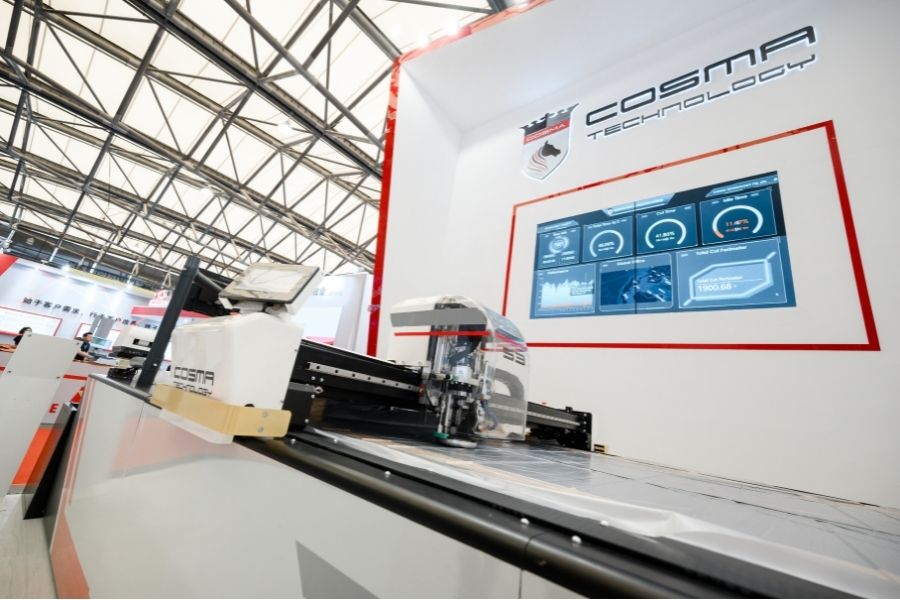 Máy cắt vải công nghiệp tự động Cosma